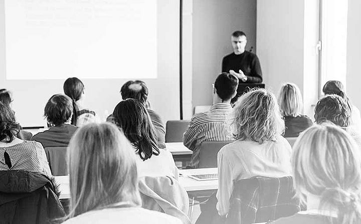 Praxiszirkel Test Bestandsführung Lebensversicherung Symbolbild