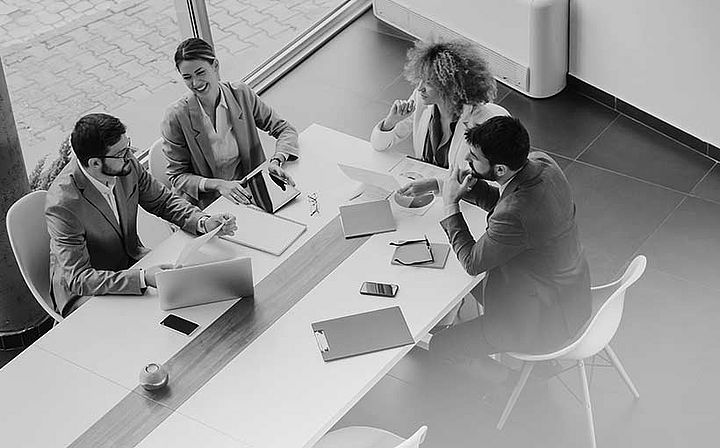 Positive Effekte durch integrierte Risikostrategie, effektives Framework und klare Governance Symbolbild